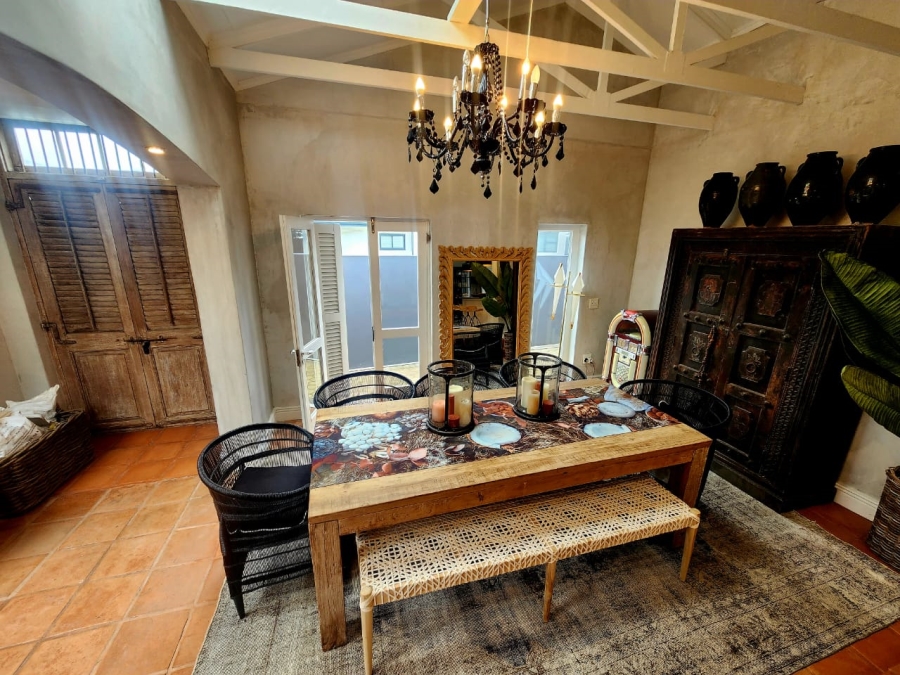 5 Bedroom Property for Sale in Linkside Western Cape